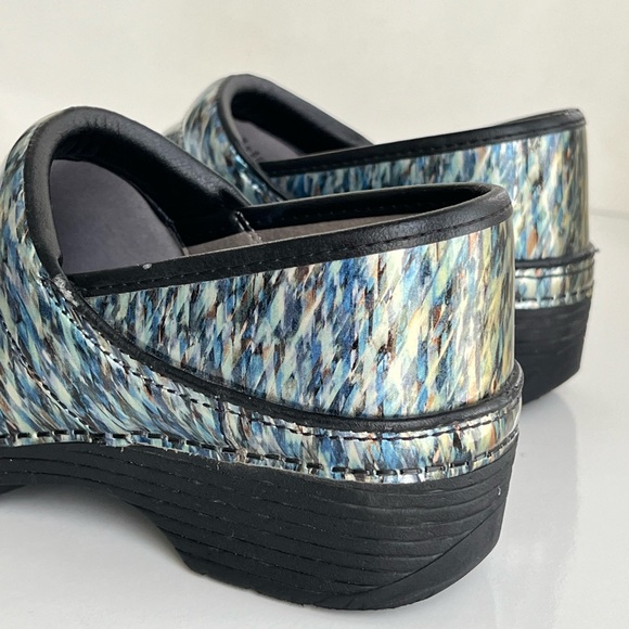 Dansko Women's Size US 8.5 - 9 EU 39 LT Pro Blue Waves Clogs Professional Shoes - Picture 5 of 16
